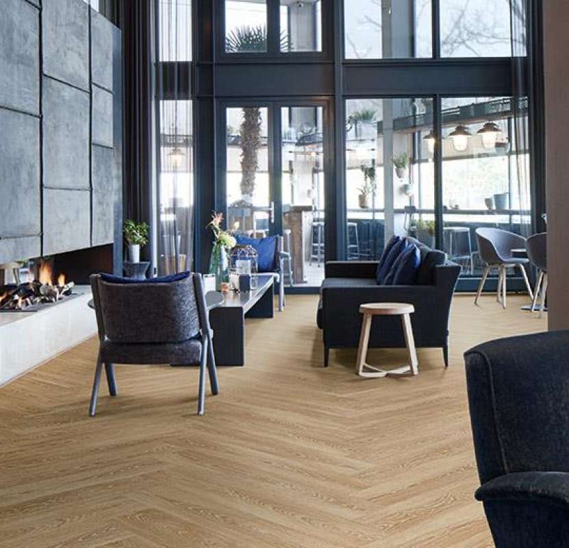 Forbo Allura blond timber Raumbild Forbo Allura blond timber Raumbild